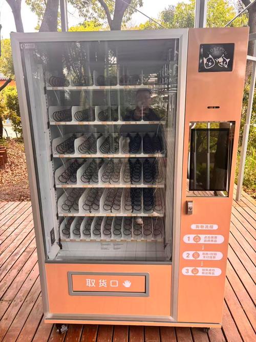 自动售货机放在哪里最赚钱？一张图说清楚6类场景的真实收益差距